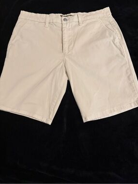 Joe's Jeans Flat-Front Men's Shorts in Light Beige